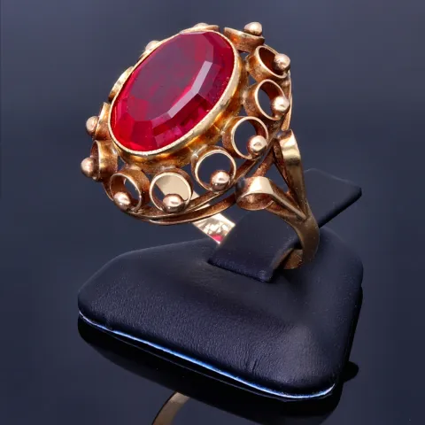 Sehr schöner Vintage Damenring aus 585 14K Gelbgold mit einem eingefassten Zirkonia- Größe 55 - 56