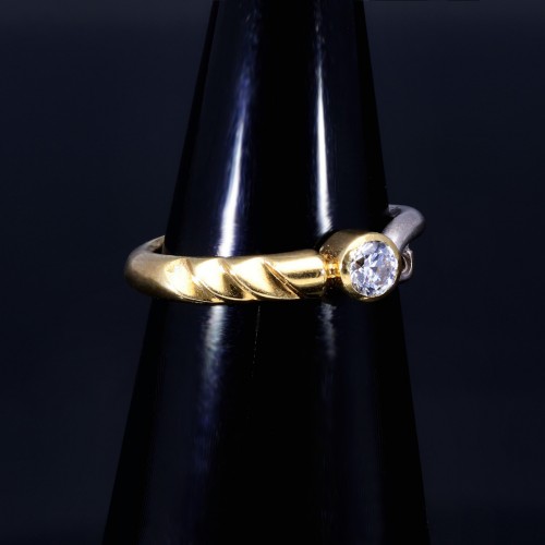 Stilvoller Ring für Damen und Kinder in 585 14 Karat Bicolor Gold bestückt mit einem Zirkonia RG 51 - 52