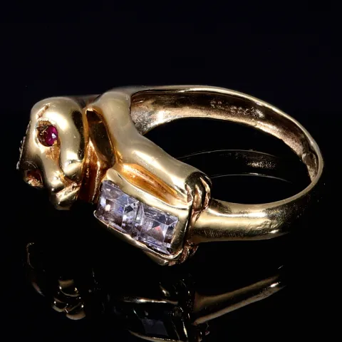 Außergewöhnlicher Panther - Damenring in 585 14 Karat Gelbgold mit Zirkoniabesatz. RG ca. 56