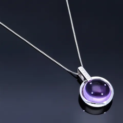Bezauberndes Weißgold - Set bestehend aus einem in Weißgold 14K / 585 eingefassten Amethyst - Brillant - Anhänger und einer Weißgoldkette 8K / 333er Gold (ca. 45cm)