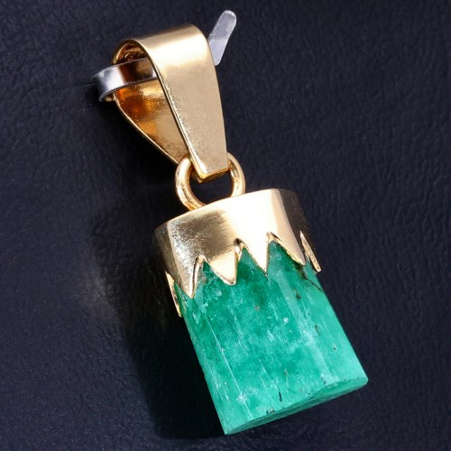 Natürlicher Smaragdkristall - Anhänger in aufwendiger handgefertigter 18K / 750 Goldfassung