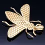 Massiver Hornissen - Anhänger aus hochwertigem 585 14K Gold mit Zirkoniabesatz (ca. 7,6g)