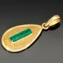 handgearbeiteter kolumbianischer Smaragdanhänger aus 750er (18k) Gelbgold mit 1,2 Karat Smaragd