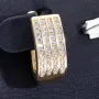 Glänzende Ohrringe mit Zirkoniasteinen und englischem Verschluss aus massivem 585er 14K Gold