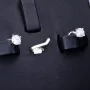 Bezaubernde Ohrstecker mit 2 beeindruckenden, hochwertigen, rund geschliffenen Brillanten in Krappen aus edlem 14K / 585 Weißgold gefasst