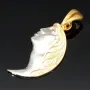 Außergewöhnlicher Bicolor Gold-Anhänger mit dem Motiv eines Gesichts in Form eines Halbmondes (585er Weißgold und Gelbgold 14k)