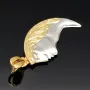 Außergewöhnlicher Bicolor Gold-Anhänger mit dem Motiv eines Gesichts in Form eines Halbmondes (585er Weißgold und Gelbgold 14k)