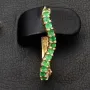 Gold-Ohrringe mit außergewöhnlichem Design mit leuchtend grünen Zirkoniasteinen aus massivem 585er 14K Gelbgold