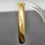 Twist - Creolen in zeitlosem Design aus funkelndem 333er / 8K Gold