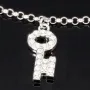 Trendiges Silber-Armband / Bettelarmband aus edlem Sterling 925 Silber mit kreativen Anhängern, verziert mit zahlreichen funkelnden Zirkoniasteinen (Diamantoptik), längenverstellbar ca. 17 – 20 cm