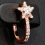 Magischer Sternenglanz – Ohrringe mit funkelnden Zirkonia (Diamant-Imitation-Steine, Brillantschliff) aus edlem 925er Silber in Rosévergoldung
