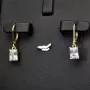 Zeitlose Ohrringe mit Zirkonia (Diamantimitation) treffen auf vergoldetes Sterling Silber (925) mit Klappbrisurverschluss