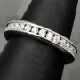Funkelnder Memory-Ring mit 28 brillantgeschliffenen Zirkonia (Diamant-Imitation ca. 0,84ct) – 925 Sterling Silber rhodiniert und poliert- RG 53