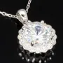 Feines Schmuckset aus 925er Sterlingsilber mit funkelndem Zirkonia im Brillantschliff (Diamantimitat) in Krappen gefasst