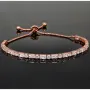 Exquisites 925er Silberarmband, rosévergoldet für Damen mit Zirkoniabesatz im Baguette- und Diamantschliff – Armband längenverstellbar von ca. 16-24 cm