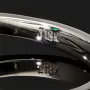 Exklusiver Weißgold-Ring für Damen aus 750, 18K Gold mit einem spektakulären Smaragd in ovalem Schliff und klarer tiefgrüner Farbe