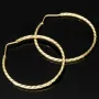 Edle Creolen / Ohrringe mit diagonal, gestepptem Muster aus hochwertigem Gold (585er 14K Gelbgold)