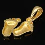 Hochwertig verarbeiteter Babyfüßchen-Anhänger aus funkelndem 585 / 14K Gold