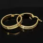 Funkelnde 585 / 14K Gold-Creolen in stilvollem Greco-Design mit kunstvollen Ornamenten und zeitloser Ausstrahlung