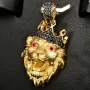 Fein gearbeiteter Löwenkopf - Anhänger aus hochwertigem 585 14K Gold mit leuchtenden Zirkonia (ca. 6,8g)