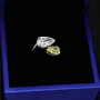 Exklusiver Ring für Damen mit 2 imposanten, tropfenförmigen, eingefassten Brillanten (Lab Grown Diamonds) aus massivem Gold (585 / 14K Weißgold) - ca. Ringgröße 56