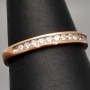 Exquisiter Ring für Damen mit 13 leuchtenden, eingefassten Brillanten (ca. 0,25 ct gesamt) aus massivem Gold (375 / 9K Roségold) - ca. Ringgröße 60