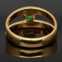 Exklusiver Ring mit einem kolumbianischen, leuchtend grünen Smaragd im Rundschliff ca. 0,23 ct. in hochwertigem 18K / 750 Gelbgold gefasst - Handgearbeitet
