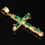 Exklusiver handgefertigter Kreuzanhänger aus 750er (18 Karat) Gold im kunstvollen Baumast-Optik mit sechs edlen Smaragden von ca. 1,3 ct. Gesamtgewicht
