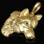 Detailliert gearbeiteter Wolfskopf-Anhänger aus edlem, funkelnden 585 14K Gold mit leuchtend grünen Augen aus Zirkoniasteinen