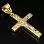 Hochwertiger Kreuzanhänger mit detaillierter Jesusfigur in zeitlosem Design aus 14K 585 Gold in Bicolor Gelbgold und Weißgold