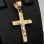 Hochwertiger Kreuzanhänger mit detaillierter Jesusfigur in zeitlosem Design aus 14K 585 Gold in Bicolor Gelbgold und Weißgold