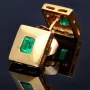 Stilvolle, elegante, quadratische Ohrstecker mit 2 kolumbianischen Smaragden in 18K / 750 Gold gefasst