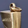 Glänzender Nofretete - Anhänger in 333er 8K Gelbgold