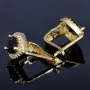 Wunderschöne, glänzende Gold - Ohrringe (585er 14K) mit einem großen, dunkelroten Zirkonia, umgeben von vielen kleinen Zirkoniasteinen