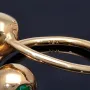 Außergewöhnlicher Designer Ring mit 2 runden, kolumbianischen Smaragden von insgesamt ca. 0,3ct. (RG ca. 53-55)