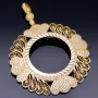 Imposanter und außergewöhnlicher Anhänger (Münzfassung) für Goldmünzen (Altin, Lira, Atatürk, Dukat) in 14k / 585 Gold mit filgranen Verzierungen, besetzt mit vielen kleinen Zirkoniasteinen