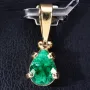 Smaragd - Anhänger - Tannengrüner Smaragdtropfen von hoher Qualität aus Kolumbien von ca. 0,78ct in 18K / 750 Gelbgold gefasst