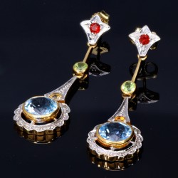 Farbenfrohe und stilvolle Ohrringe mit eingefasstem Zirkonia in 375er 9K Gold in antikem Design