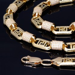 Stilvolle hochwertig produzierte Halskette in Greco - Design und Elementen mit funkelnden Zirkoniasteinen, ca. 60 cm Länge