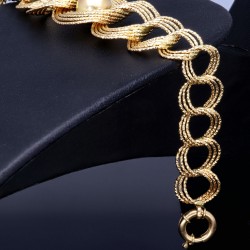 Elegantes Armband in edlem 585er /14k Gelbgold in ca. 21cm Länge (ca. 9,7g)