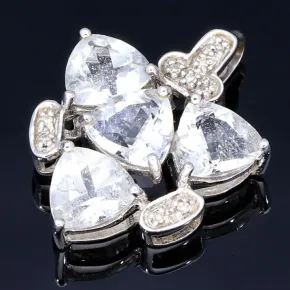 Außergewöhnlicher Goshenit - Gold-Anhänger besetzt mit Diamanten (ca. 0,04 ct.) in 9K/375 Weißgold