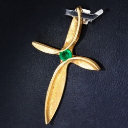 Kreuzanhänger für Damen mit kleinem runden Smaragd aus 18k 750er Gelbgold