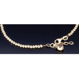 Längenverstellbares Infinity-Armband bestehend aus vielen kleinen Goldkügelchen aus 585 14K Gelbgold in ca. 18,5 - 20 cm Länge mit Zirkoniastein