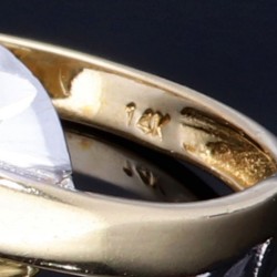 Wunderschöner Ring für Damen in 585 / 14K Bicolor Gold mit Eyecatcher - Effekt n in Ringgröße ca. 58