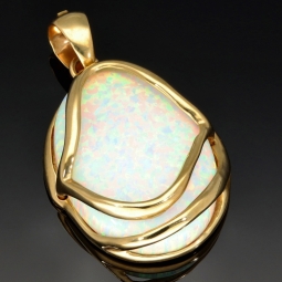 Eindrucksvoller Anhänger mit großem, eingefassten Opal in hochwertigem 14K / 585 Gold