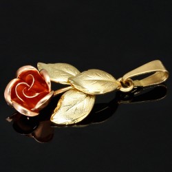 Sehr schöner Anhänger in Form einer Rose mit filigranen Details aus 333er 8K Bicolor Gold