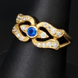 Wunderschöner Ring für Damen aus 14K 585 Gold in feinem Dekor, besetzt mit glänzenden Zirkonia in ca. RG 56