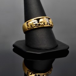 Ring aus 333 / 8 Karat Bicolor Gold mit stilvollem Elefanten - Dekor in Ringgröße ca. 60