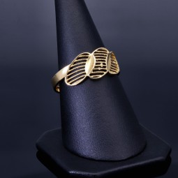 Glänzender Ring aus hochwertigem 585 14K Gold Ringgröße ca. 57