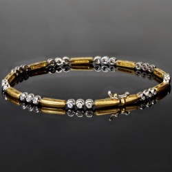 Exquisites Designer Armband für Damen mit funkelnden Zirkoniasteinen aus wertvollem 750 / 18K Gold in (ca. 19 cm Länge)